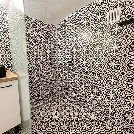 Apartment Dmr *